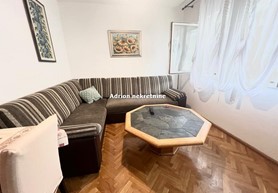 polovan jednosoban stan u Makarskoj